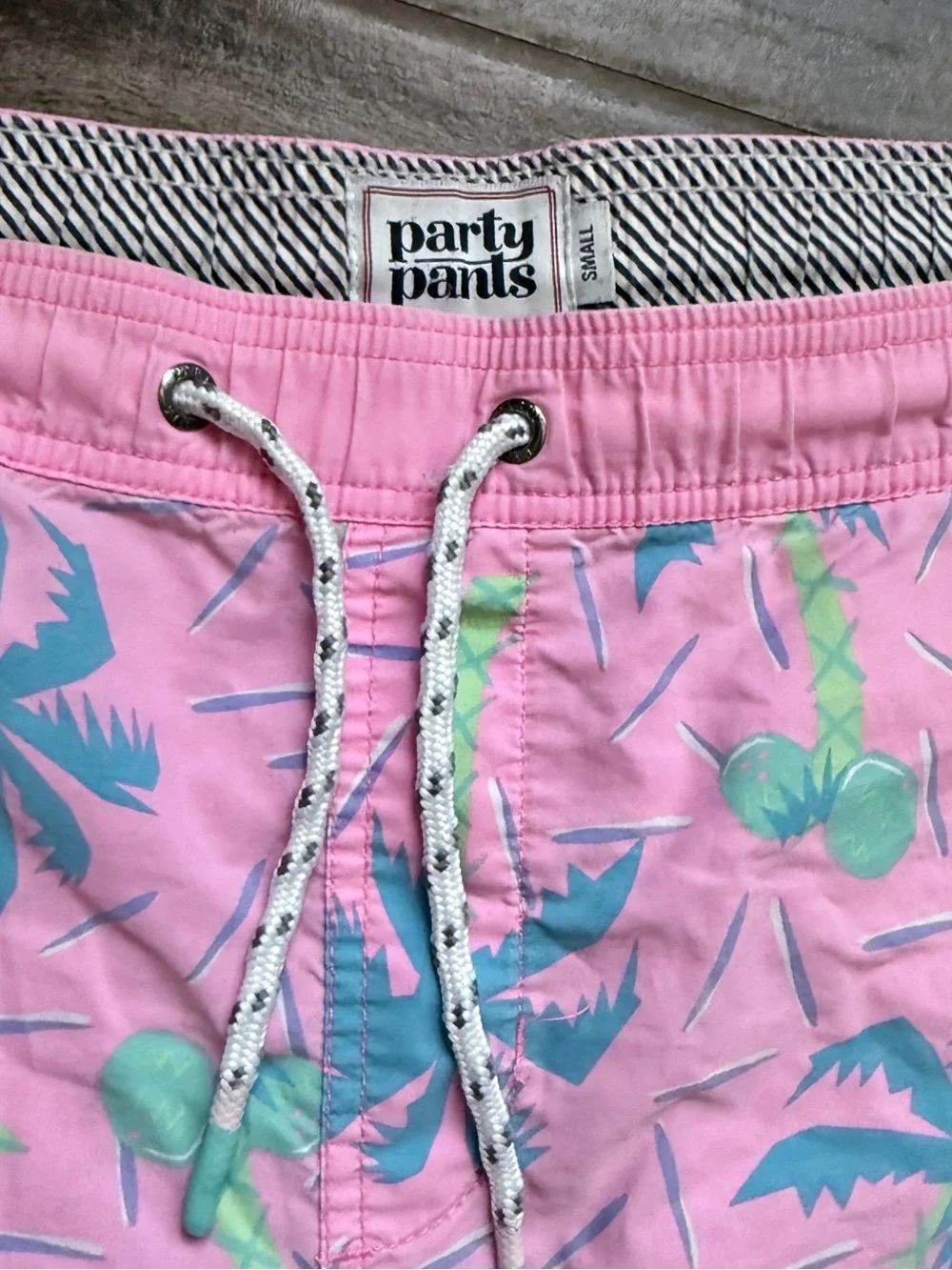 Party Pants Men’s Pink Tropical Palm Print 5” Swim Shorts, S